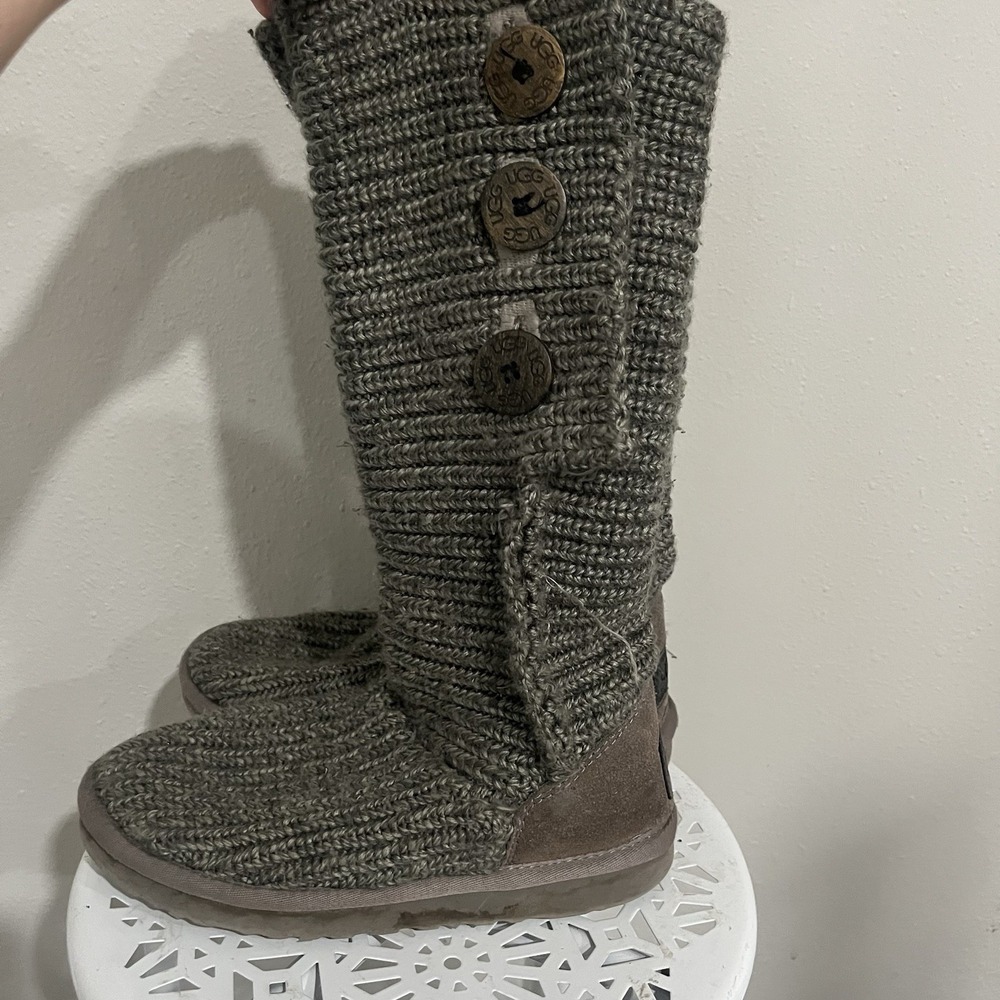 Ugg Australia Womens Cardy Knit Side Button‎ 5819 Gray Boots Round Toe Size 6